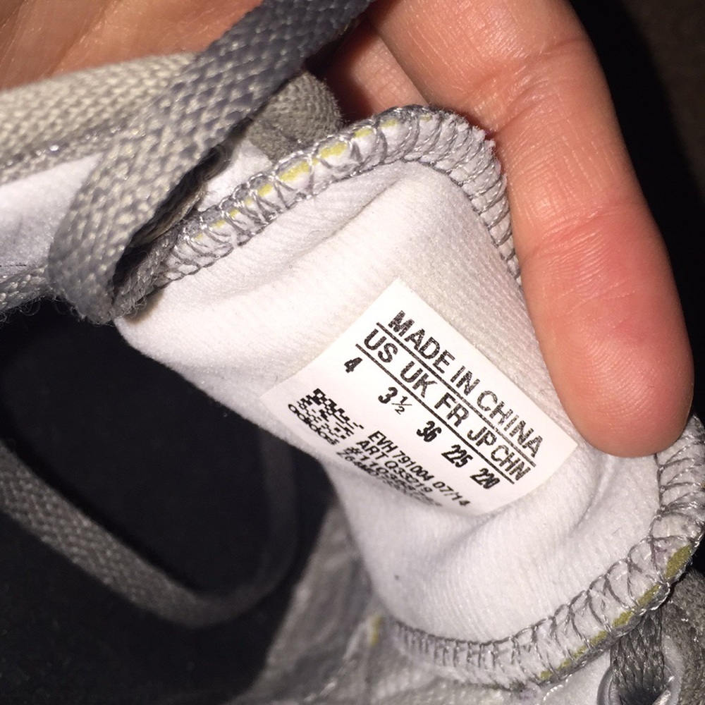 ✨✨ ADIDAS ✨✨ - Picture 5 of 5